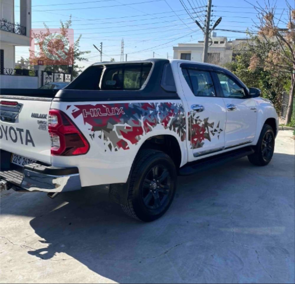 Toyota Hilux